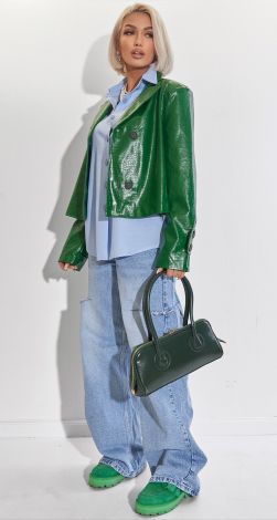 Жіночий верхній одяг