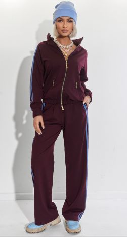 Костюми жіночі