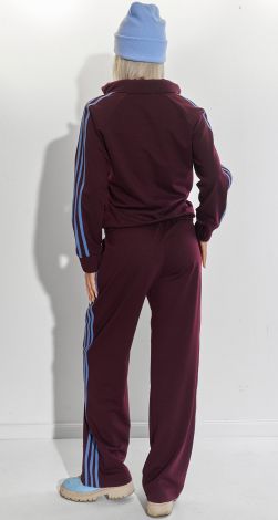 Костюми жіночі