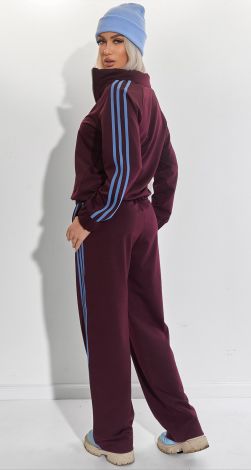 Костюми жіночі