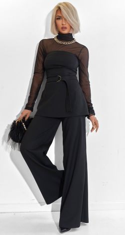 Костюм із корсетом