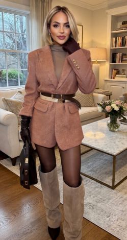 Bouclé Chic: Пиджак, в который влюбляешься с первого прикосновения