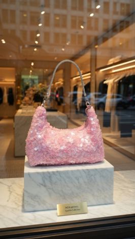 Sparkle Season: A bag that makes you fall in love at first sight