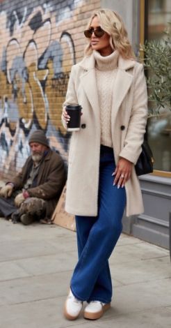 Bouclé Softness: Пальто, которое дарит ощущение объятий