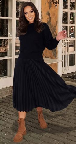 Костюм светр та спідниця