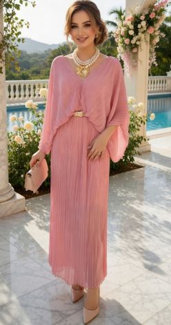 Красивое шифоновое платье плиссе