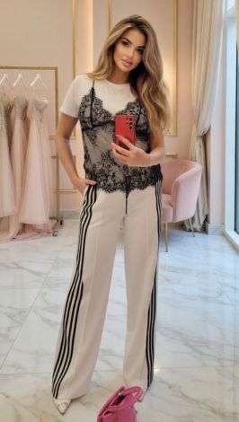 Стильная футболка