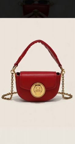 Burgundy Luxe: A small bag for big impresses