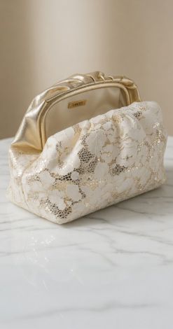 Milky Gold: The glow of your evening