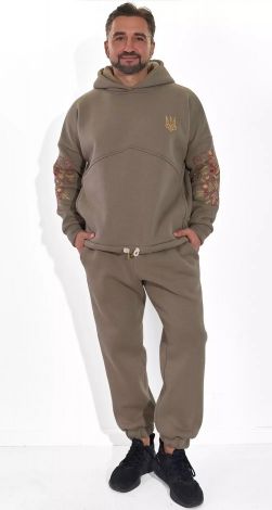 Теплий худи з українською вишивкою