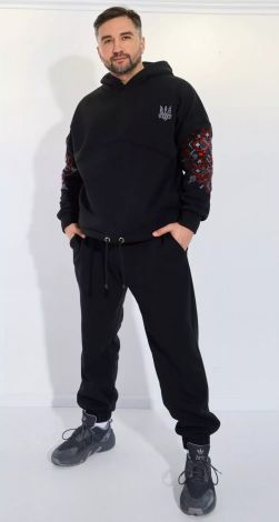 Теплий худи з українською вишивкою