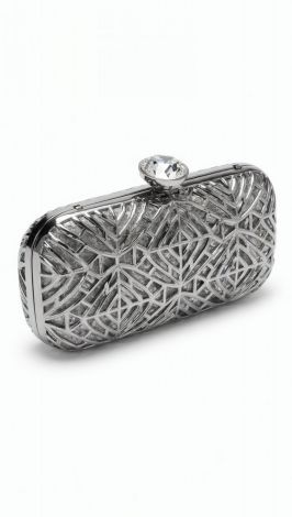 Steel Diamond: The magic of openwork metal