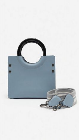 Denim Illusion: Your new favorite bag in denim color