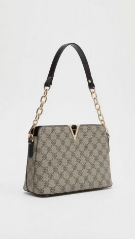 Classic Monogram: A bag that will never go out of fashion