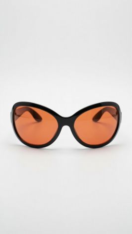 Red Vision: Glasses for the most daring and stylish