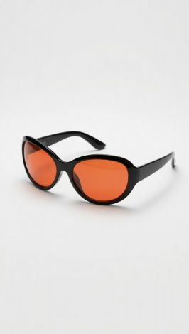 Red Vision: Glasses for the most daring and stylish