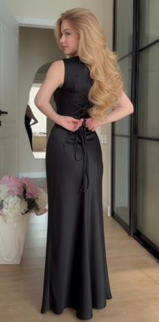 Black Evening Dress with Lace-Up Back and Elegant Cape - Image 5