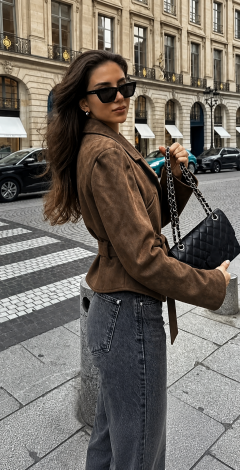 Cropped suede trench coat with a taupe/cinnamon belt