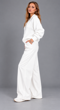 Women's knitted zip-up oversized cardigan white