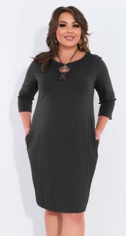 Plus size pleated dress