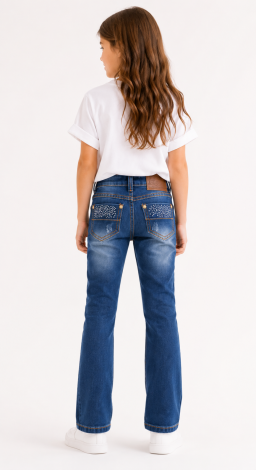 Jeans with pearls