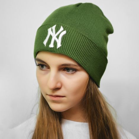 Hat New York green