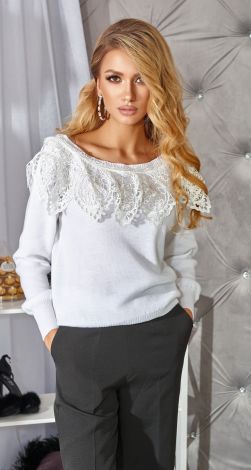 Beautiful sweater with lace