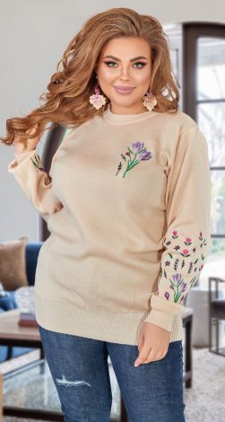 Beautiful sweater with embroidery big size