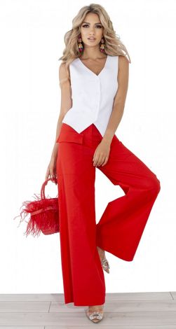 Flared linen trousers with large pockets